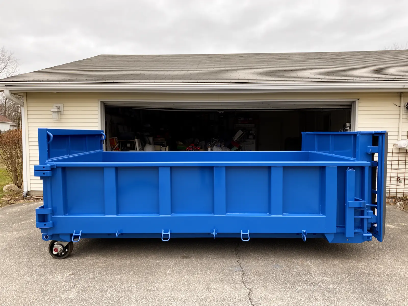 Roll-off dumpster from Steel Toe Dumpster Solutions in Greenville, NC